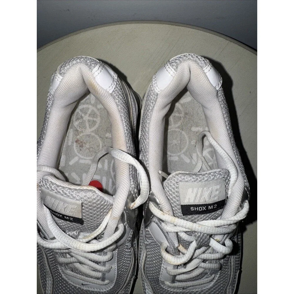 Nike Shox M2 Womens 6.5 Athletic Shoes Running Training Silver/white